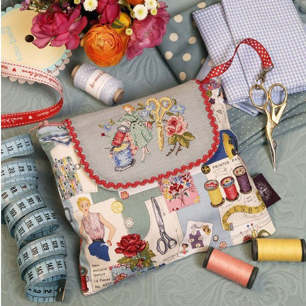 lin-pochette-a-ouvrage-audrey-rouge-a-broder-au-point-de-croix