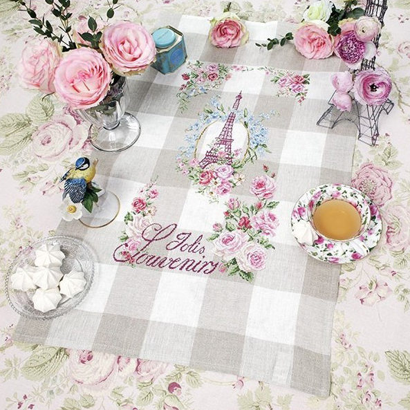 aida-torchon-la-vie-en-rose-a-broder-au-point-de-croix