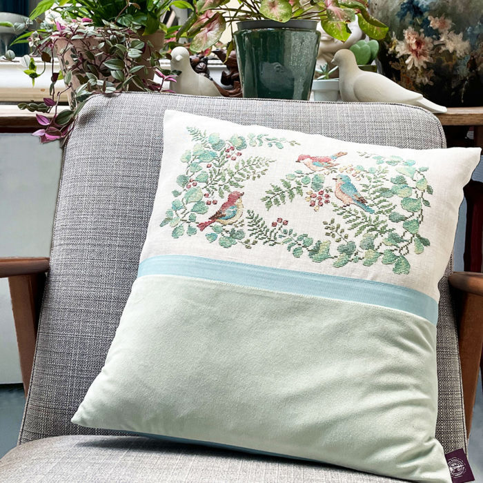 coussin-jardin-de-velours-2-1024