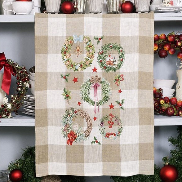 lin-torchon-couronnes-de-noel-a-broder-au-point-de-croix