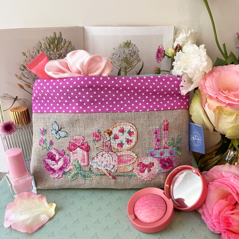 petite-trousse-eau-de-rose